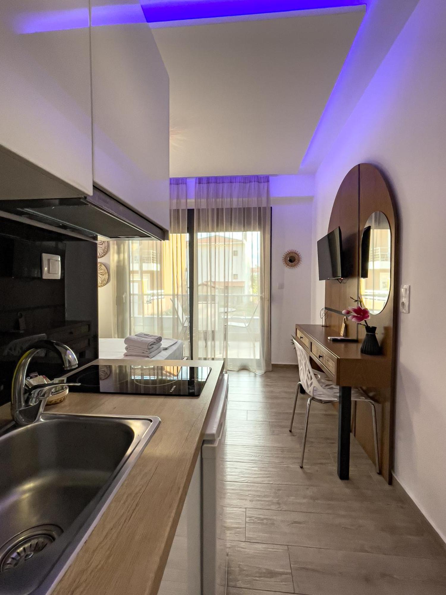 Bamboo Luxury Studios Nikiti  Exterior photo