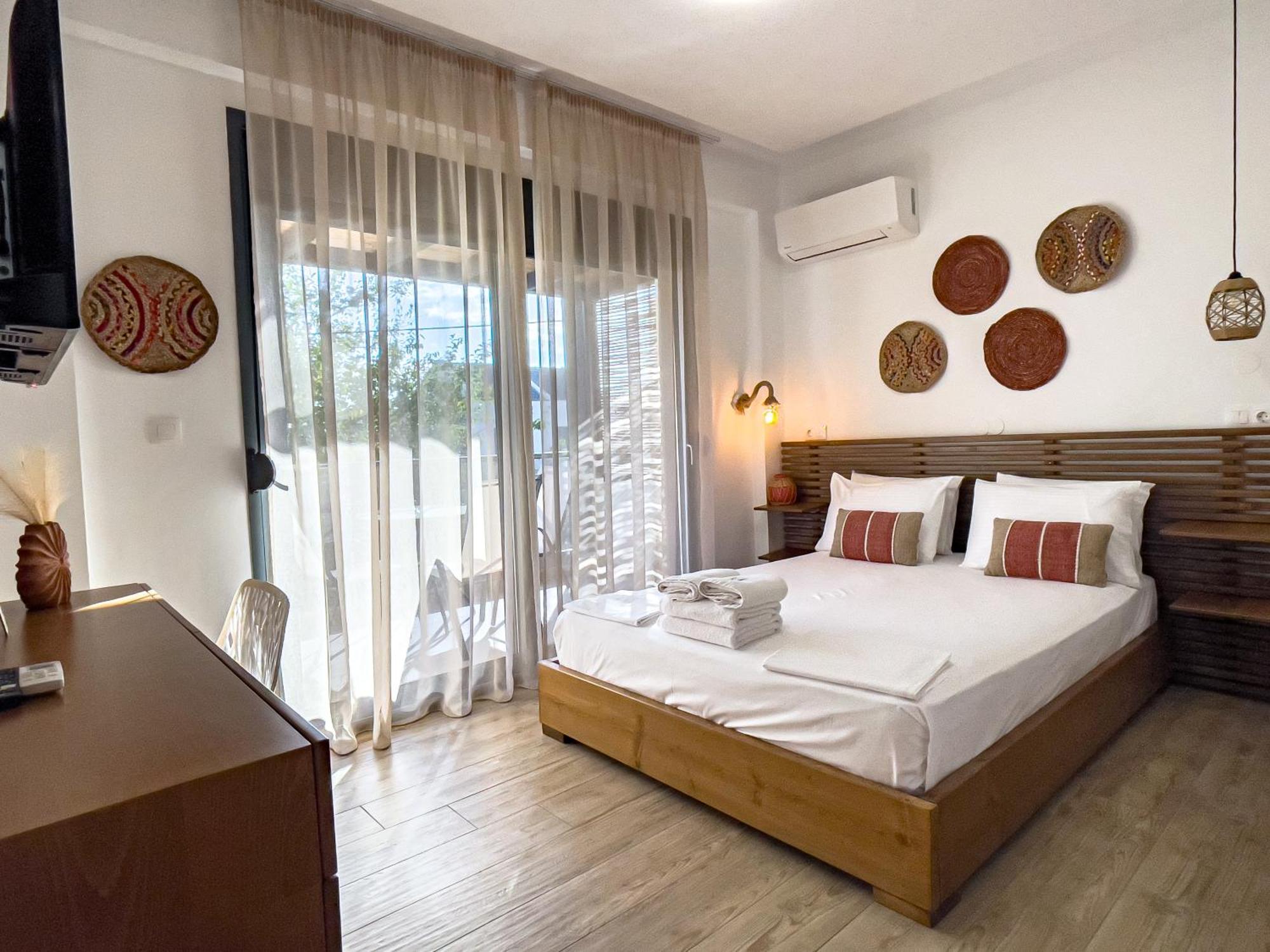 Bamboo Luxury Studios Nikiti  Exterior photo